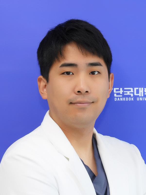 박수현